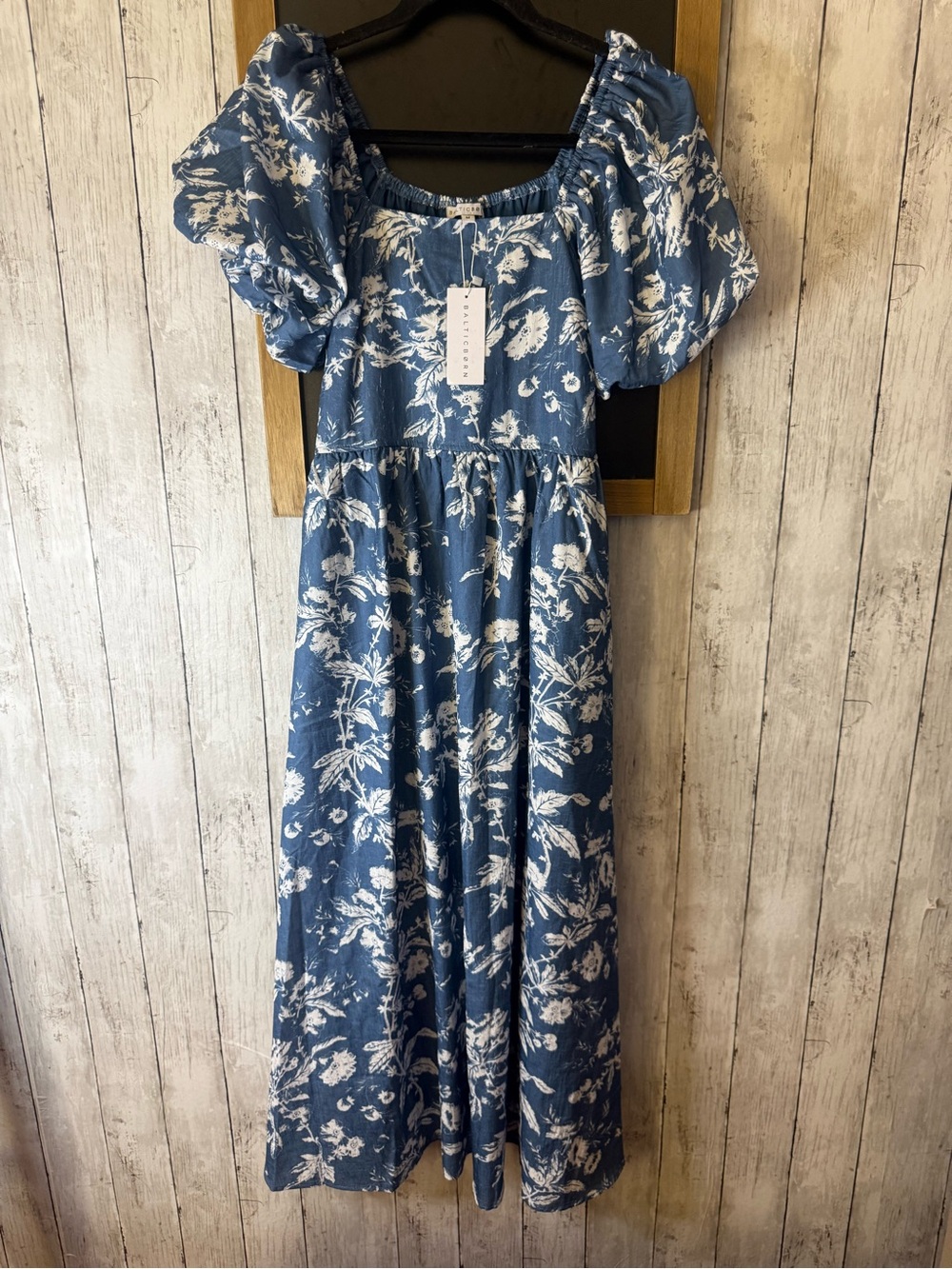 NWT Baltic Born Graceland Floral Maxi Dress Blue/White Puff Sleeve Smocked M